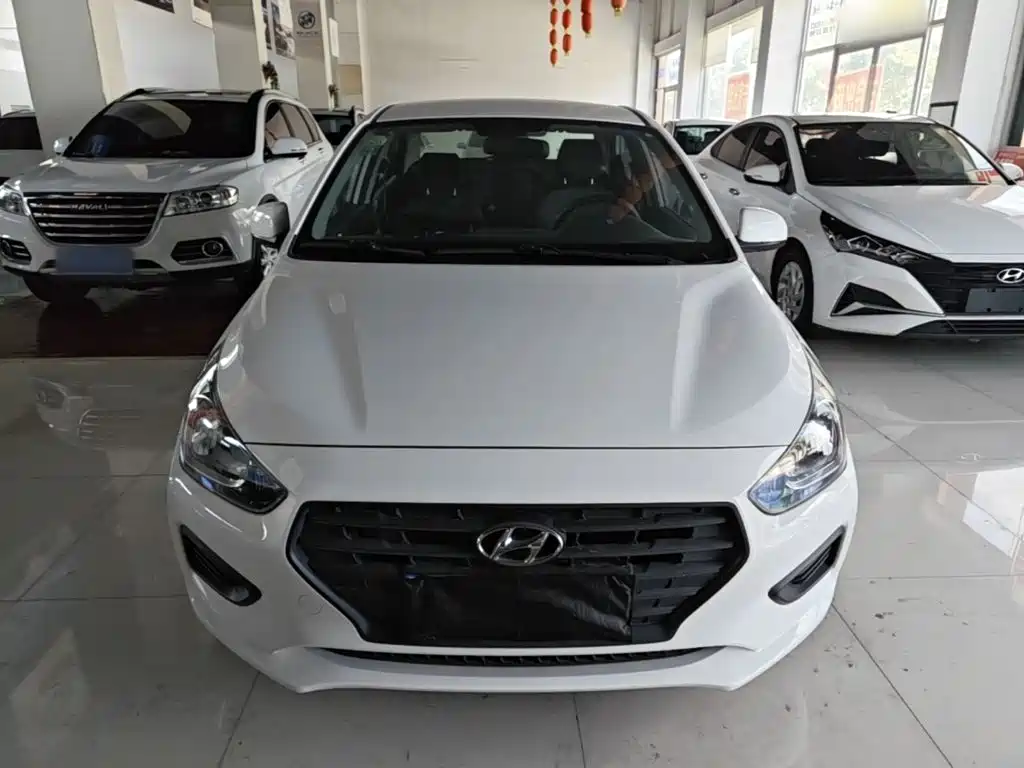 Hyundai Verna 2021 2020 1.4L Manual GL Renewal Edition