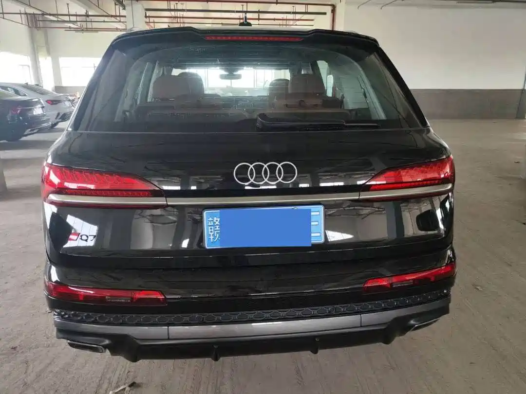 Audi Q7 2025 2025 55 TFSI quattro S line Sport