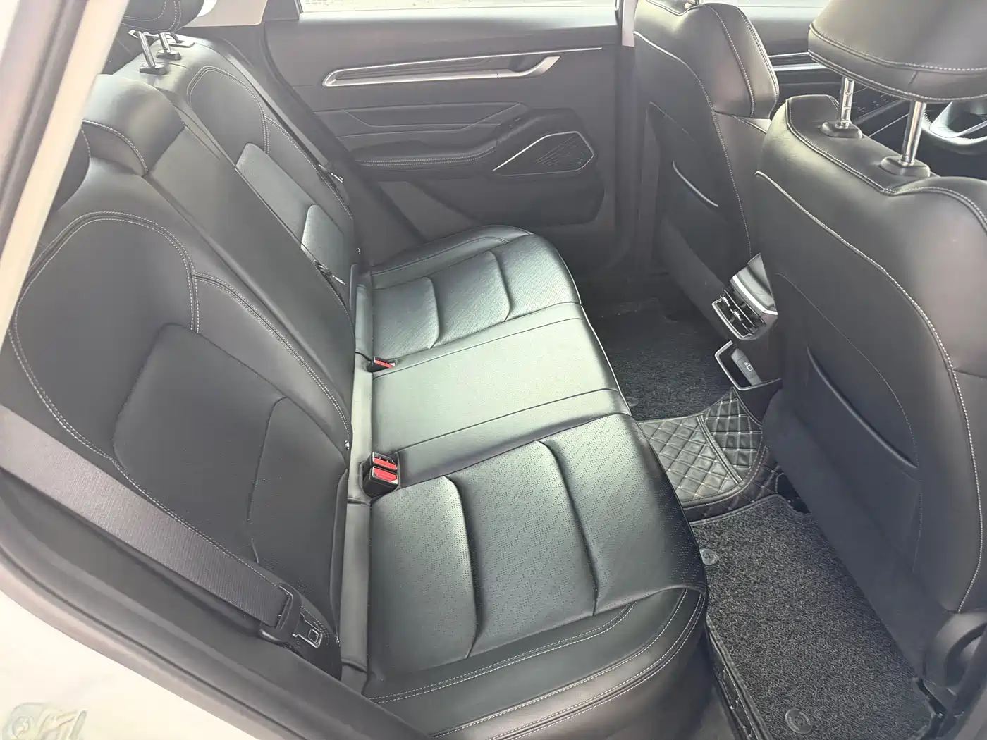 GEELY AUTOMOBILE EMGRAND