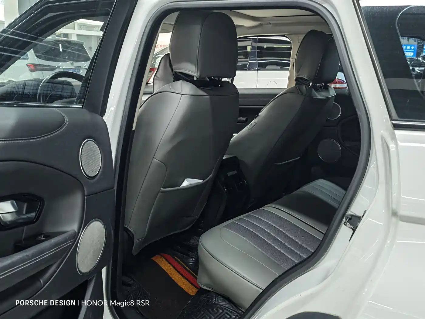 Land Rover Range Rover Evoque 2016 2.0T SE PLUS ZhiXiang фото 3