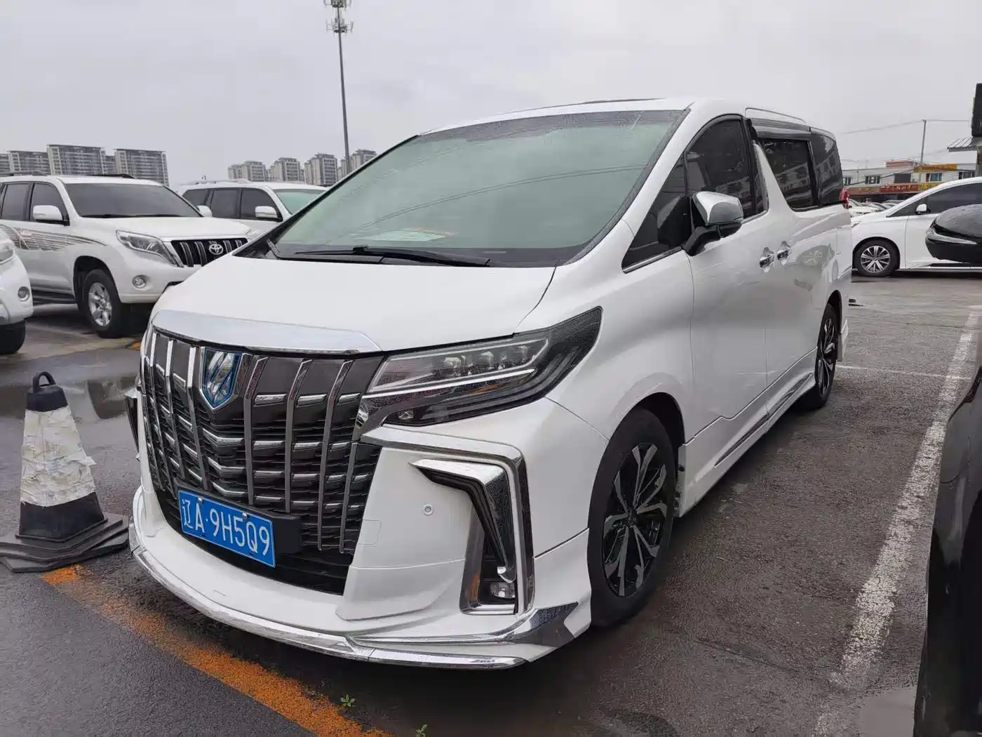 Toyota Alphard 2015 3.5L Luxury Edition