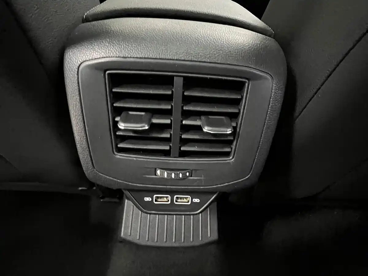 Volkswagen T-ROC 2022 280TSI DSG 2WD Elite PLUS фото 19