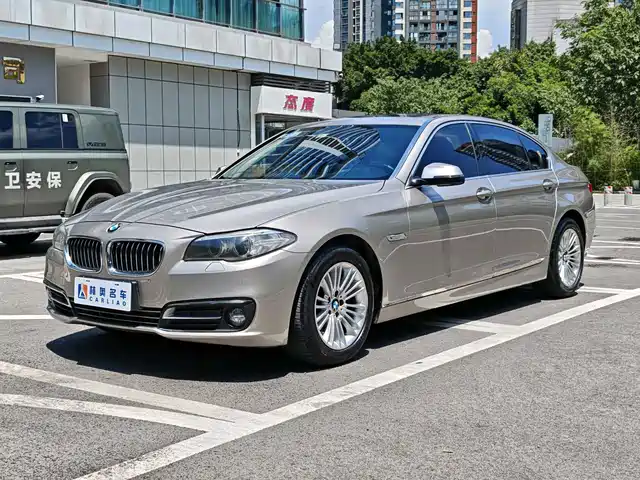 BMW 5 Series 2014 525Li Leading — фото 3