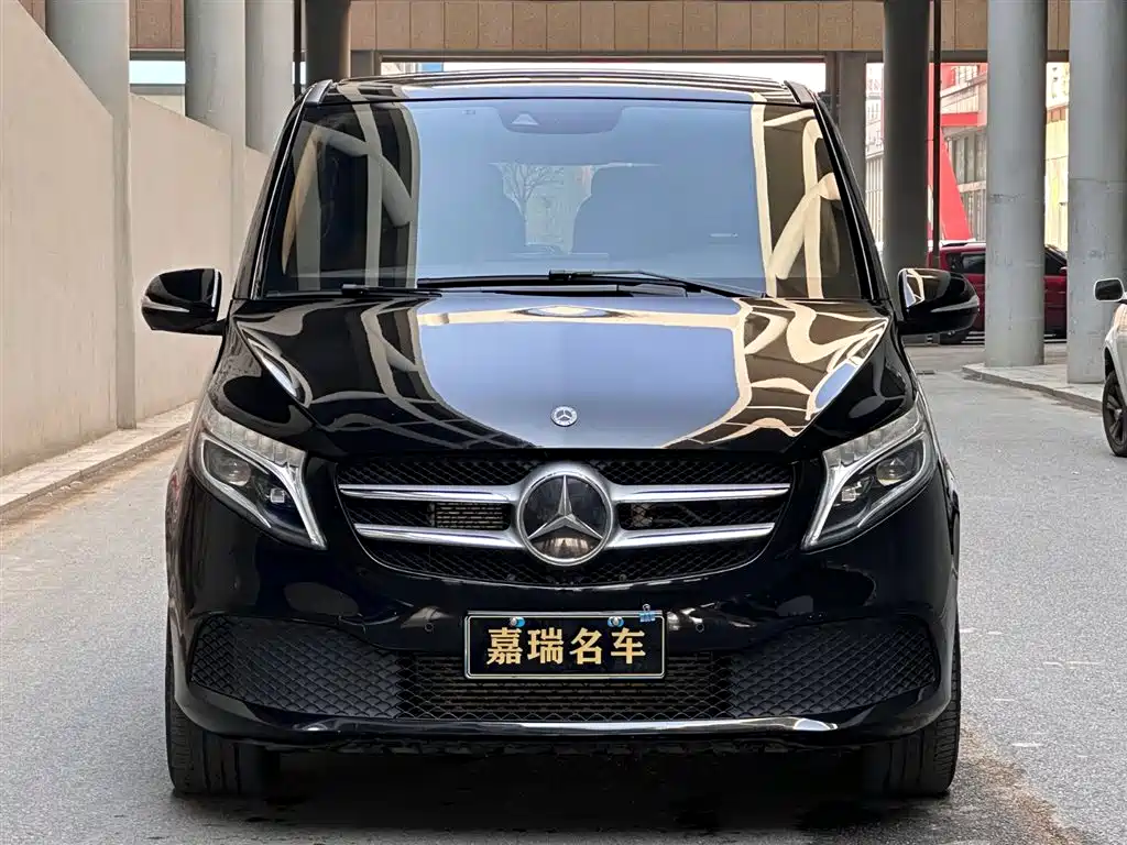 MERCEDES-BENZ V CLASS