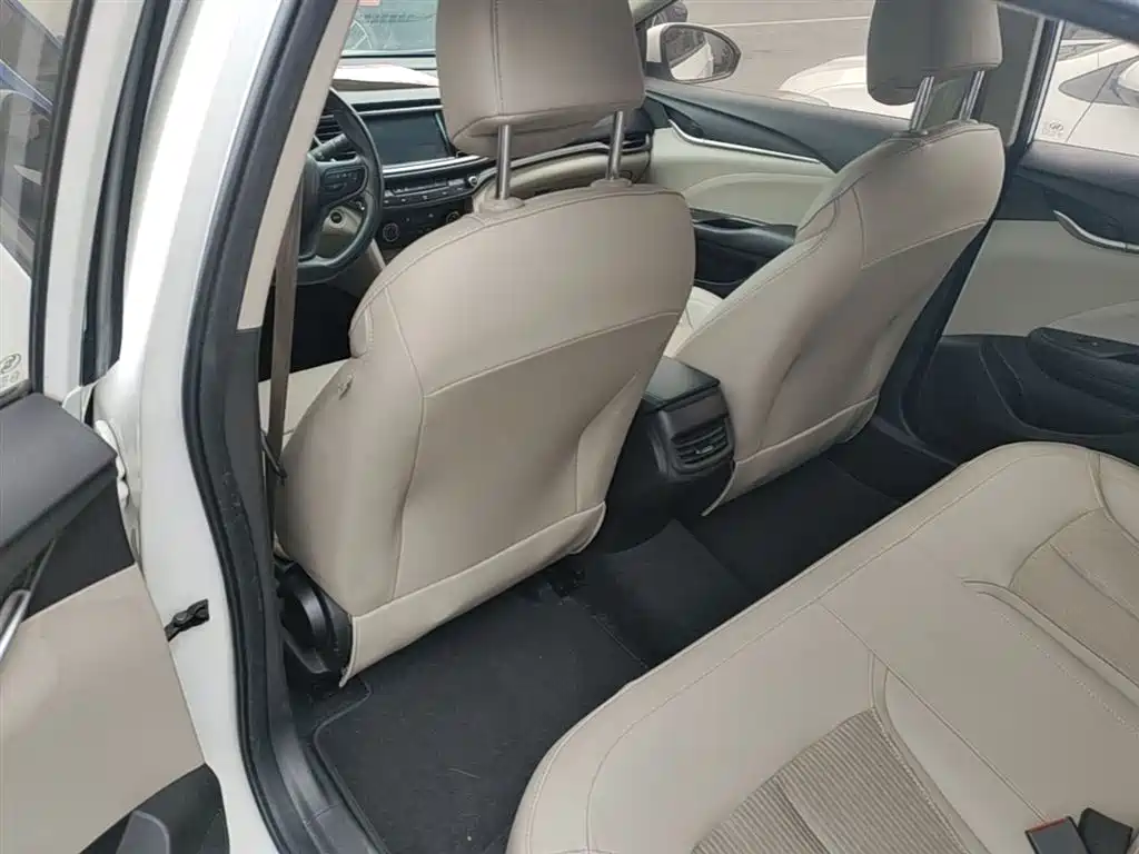 Buick Excelle 2017 15N Automatic Elite фото 15