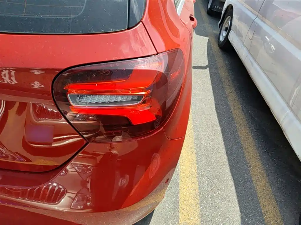 Mercedes-Benz A-Class (Import) 2018 A 200 Sport фото 24