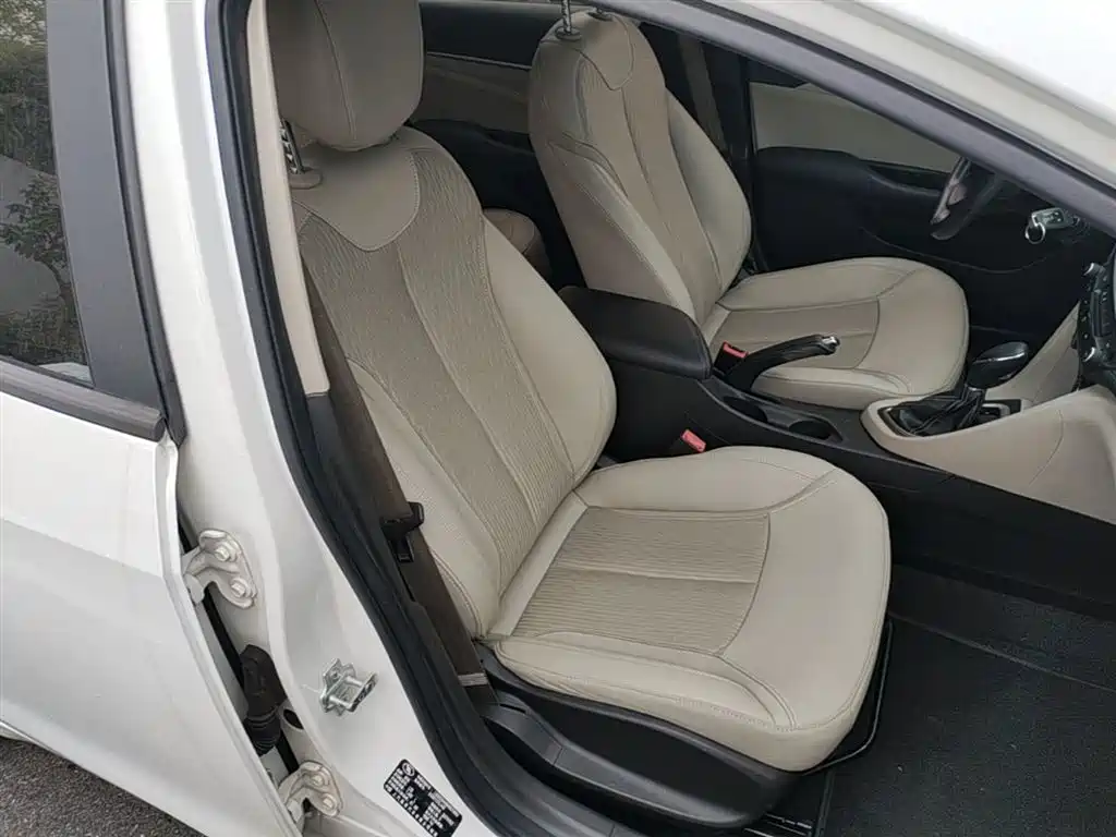 Buick Excelle 2017 15N Automatic Elite фото 25