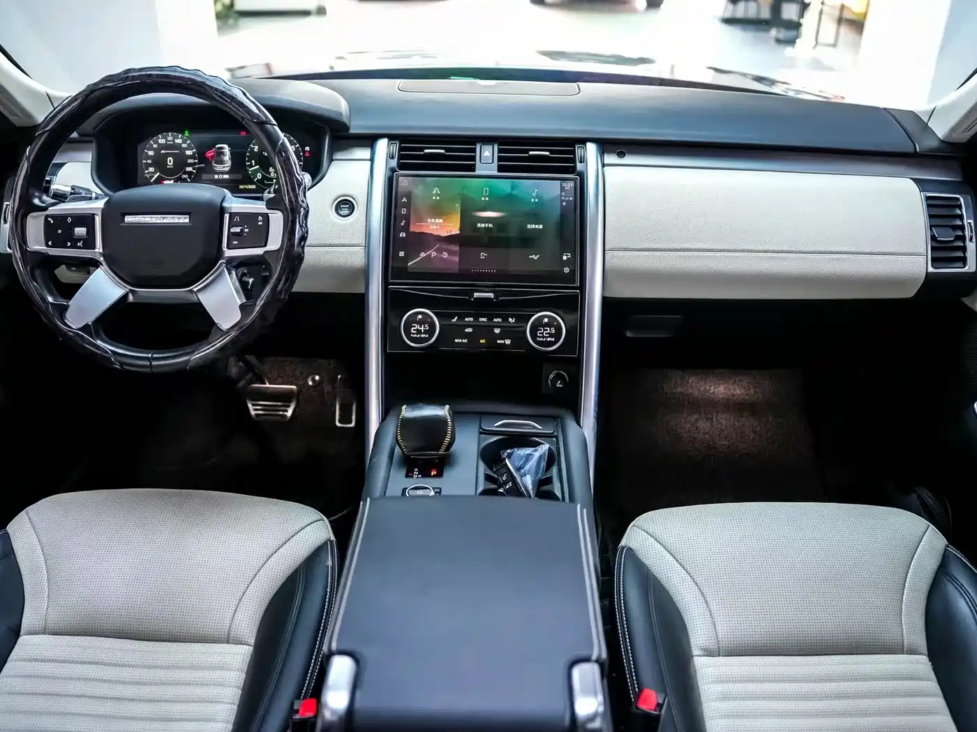 Land Rover Discovery 2021 360PS R-Dynamic S фото 6