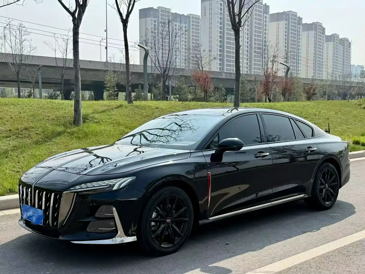 Hongqi H6 2023 2.0T Premium Edition