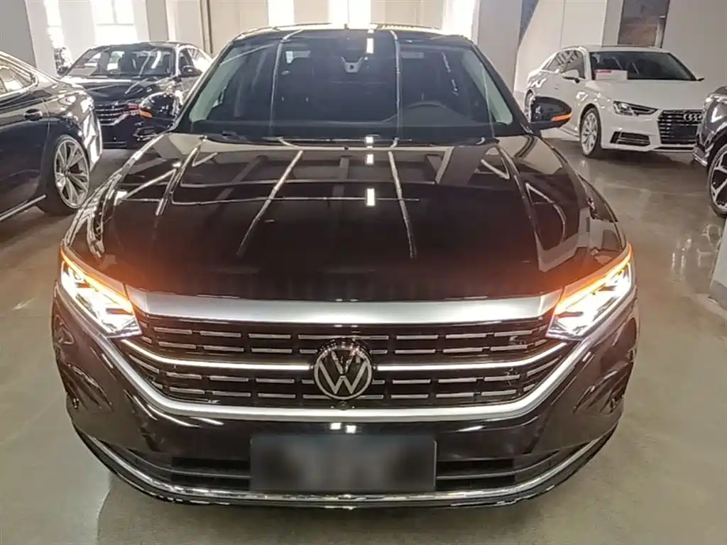 Volkswagen Passat 2024 380TSI Dragon Glory Edition фото 3