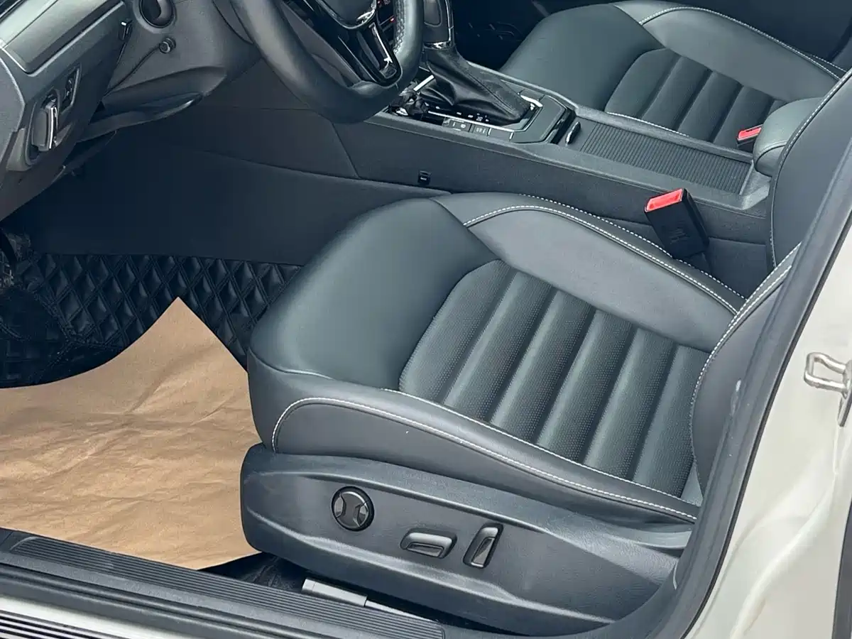 Volkswagen Lamando 2021 Facelift 280TSI DSG Comfort Edition фото 4