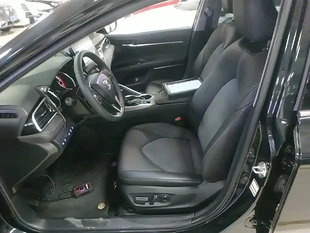 Toyota Camry 2023 2.0S Trend Edition фото 15