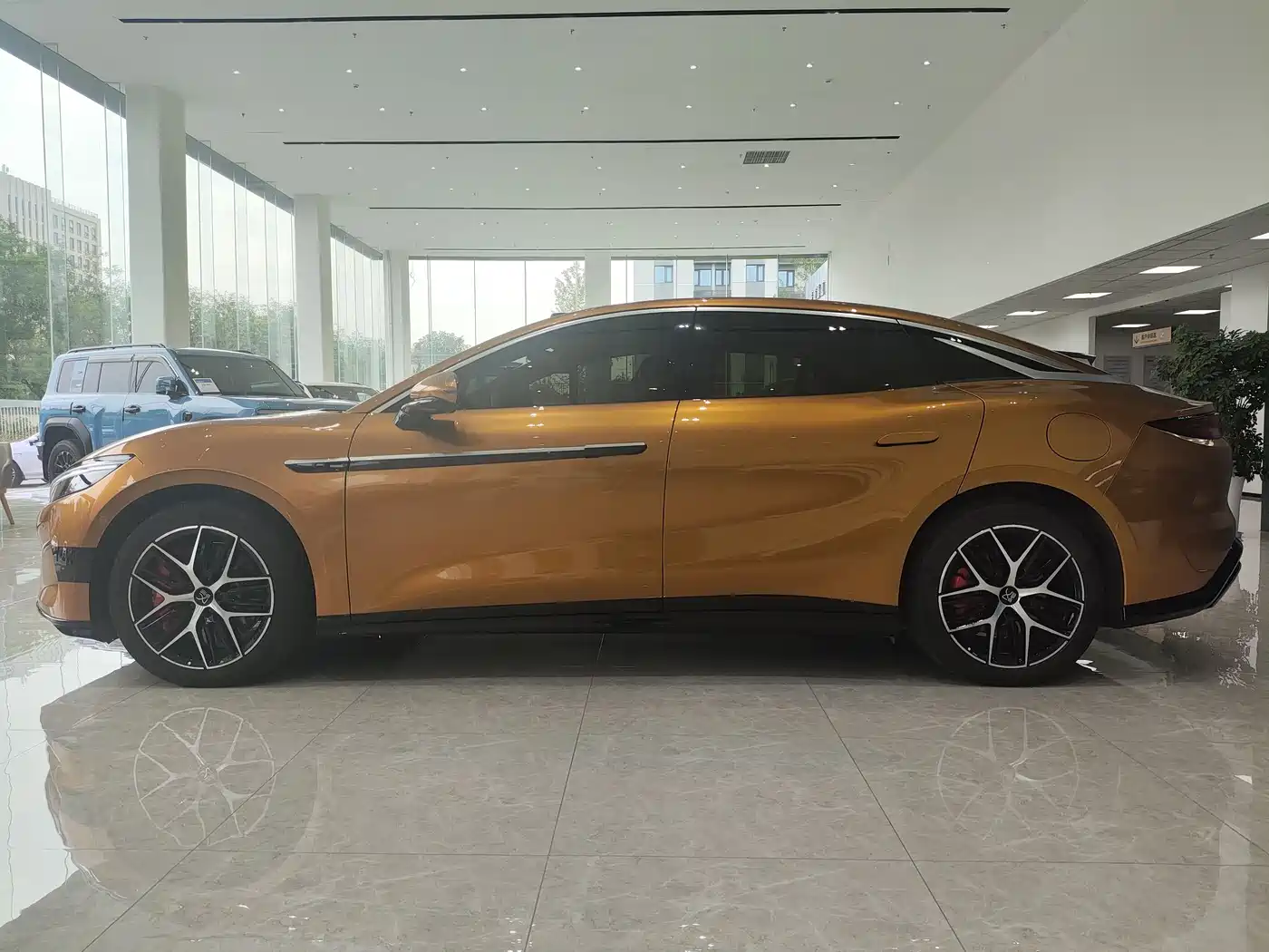 BYD Han L 2025 EV AWD LiDAR Flagship фото 8