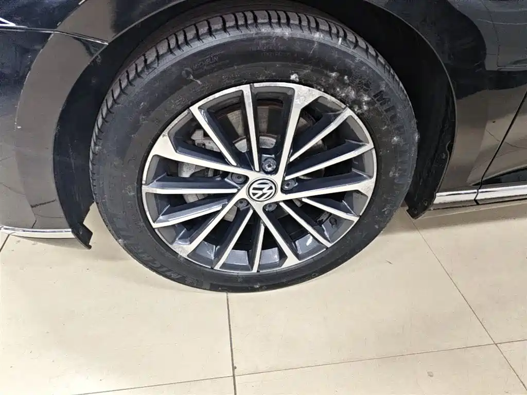Volkswagen Magotan 2020 330TSI DSG Luxury фото 25