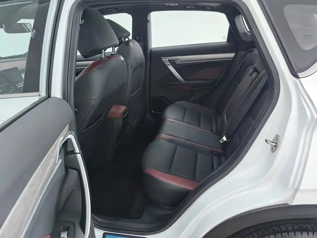 Geely Binyue 2019 2019 Sport 260T DCT Battle China VI