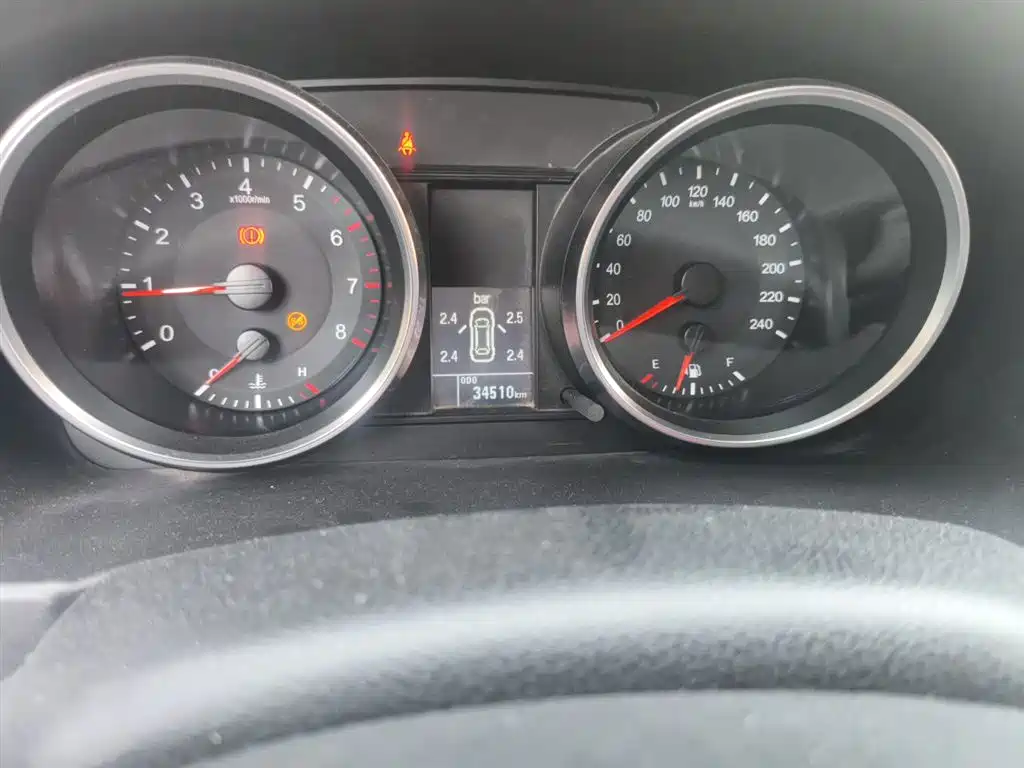 Haval M6 2018 1.5T Manual 2WD Elite фото 5