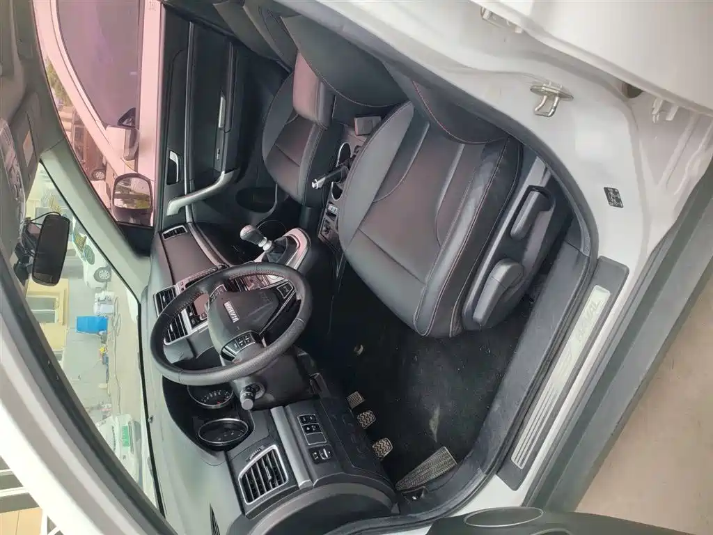 Haval M6 2018 1.5T Manual 2WD Elite фото 13