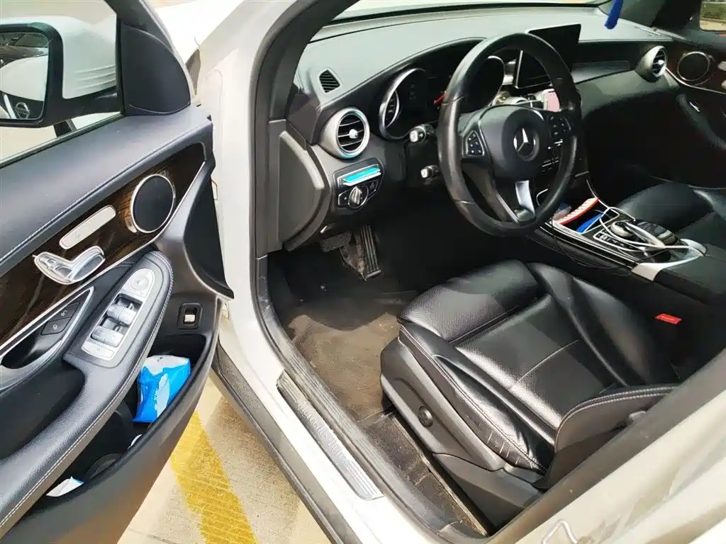 Mercedes-Benz GLC 2018 GLC 260 4MATIC Dynamic фото 14