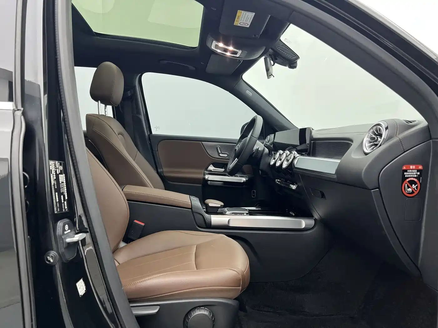 Mercedes-Benz GLB 2023 GLB 220 Dynamic фото 8