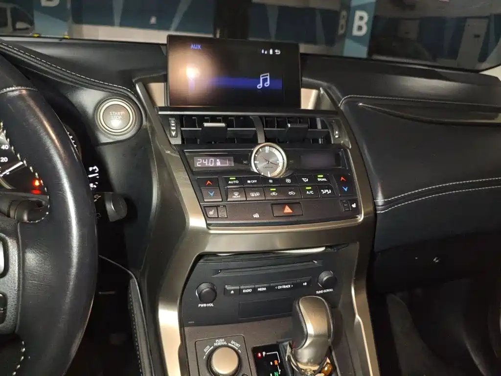 Lexus NX 2015 2015 200 AWD Luxury