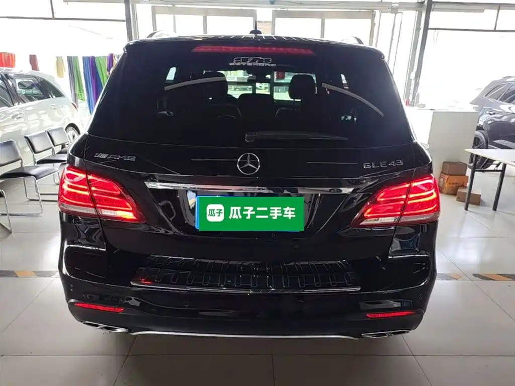 Mercedes-Benz GLE AMG 2017 AMG GLE 43 4MATIC фото 6