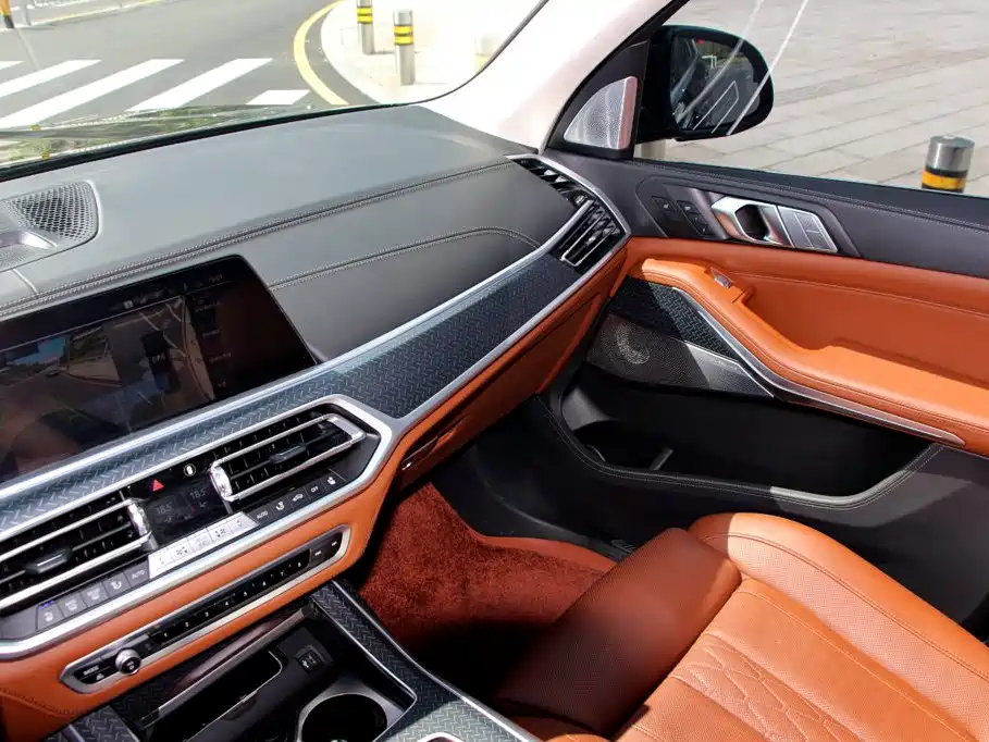 Фото 6 - BMW X7