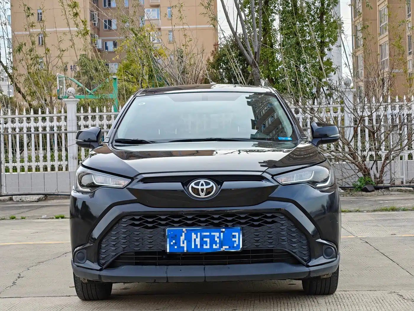 Toyota Frontlander 2022 2.0L CVT Elite фото 2