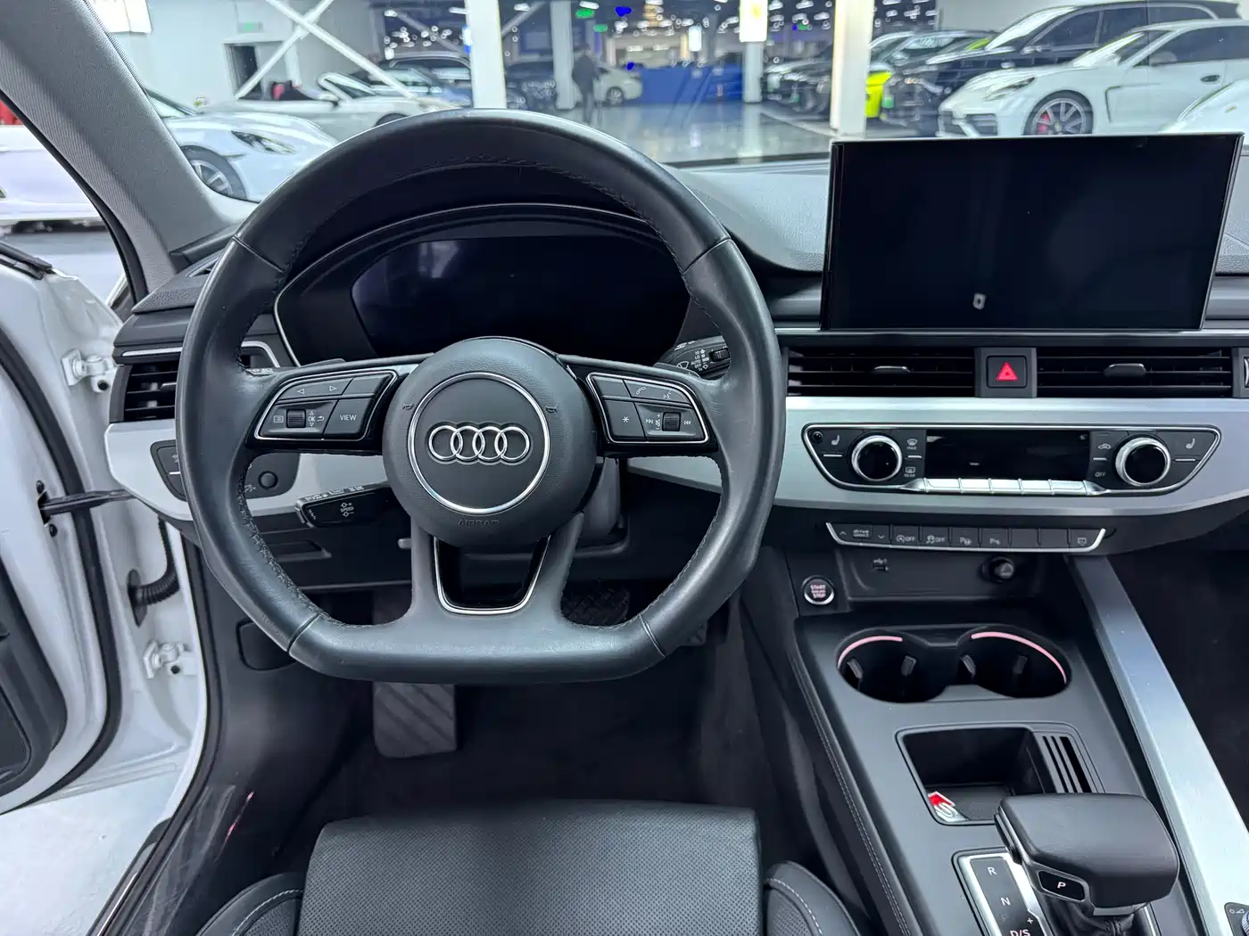 Audi A4L 2022 40 TFSI Luxury Dynamic фото 8