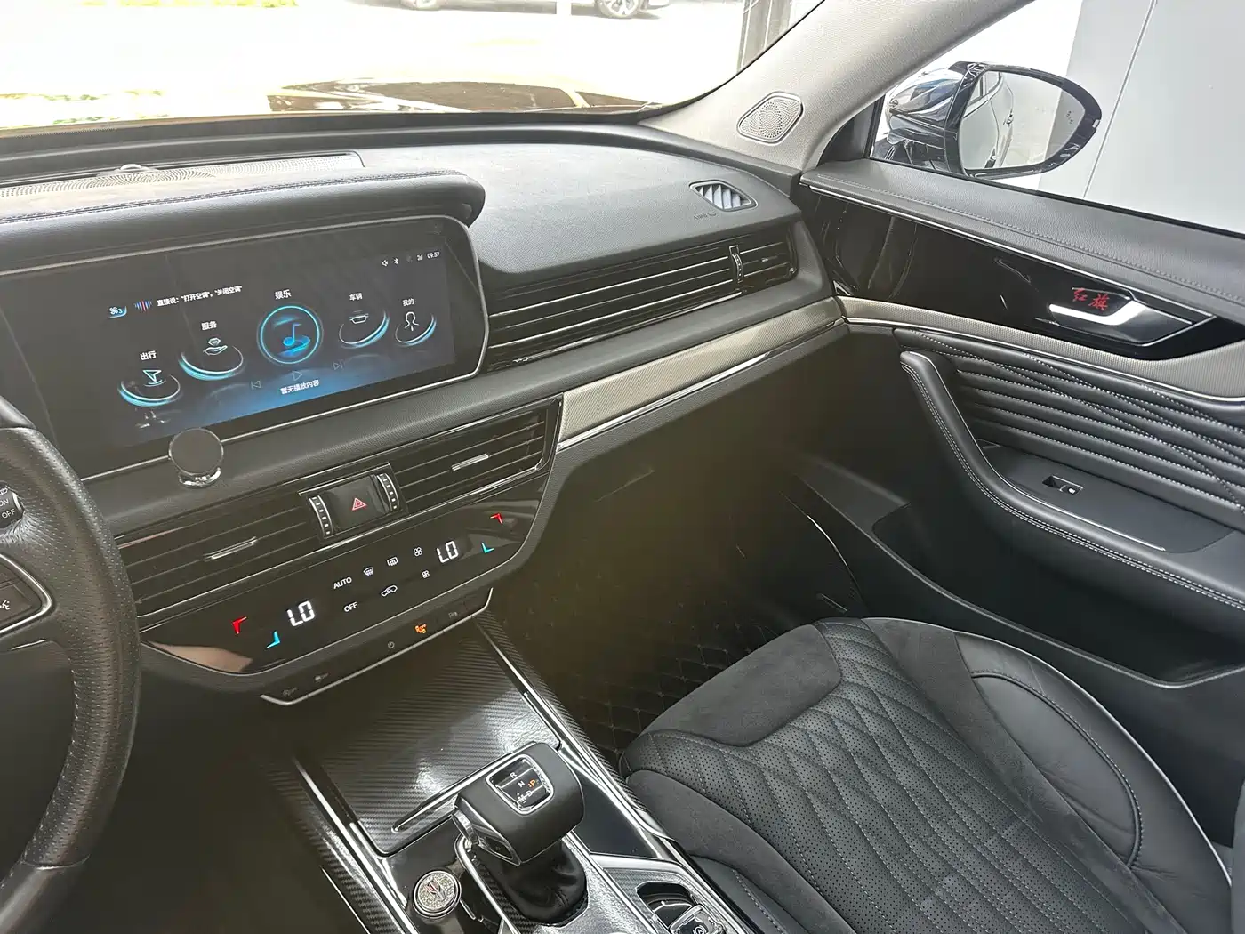 Hongqi HS5 2022 2.0T Smart Connect Premium Edition фото 9