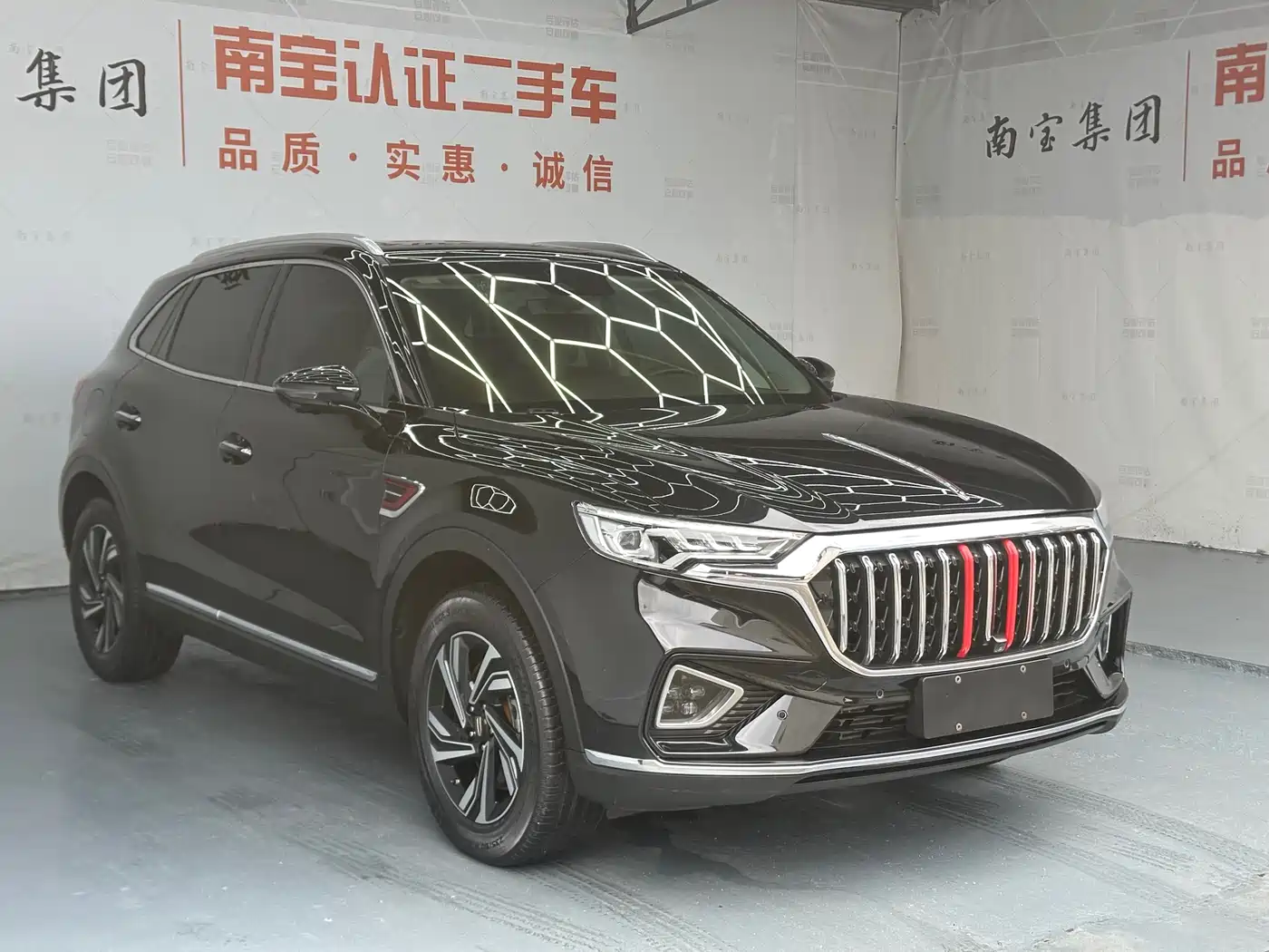 Hongqi HS5 2022 2.0T Smart Connect Premium Edition фото 3