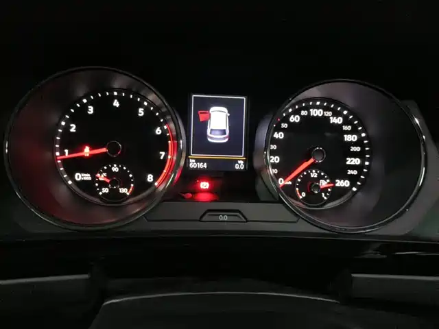 Volkswagen Tiguan L 2019 330TSI Auto 2WD Smart Luxury Edition China V — фото 4