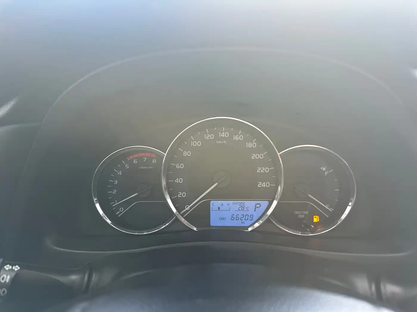 Toyota Levin 2017 Facelift 185T CVT Elite (China V) фото 8