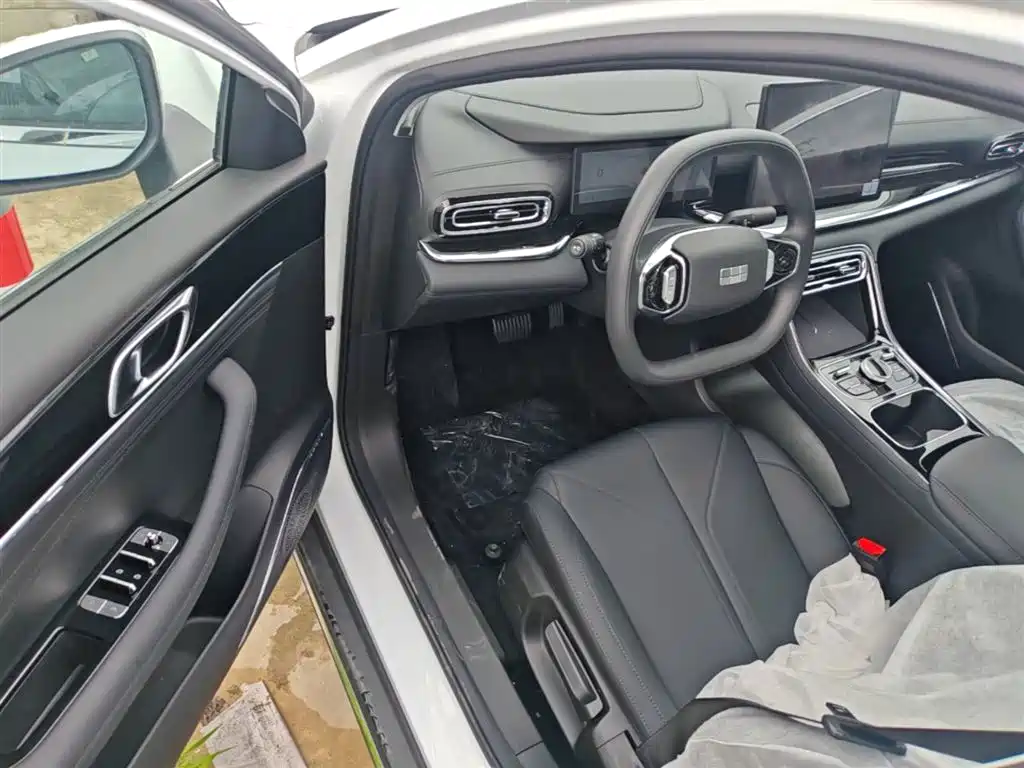 Geely Galaxy Galaxy Stellar 6 2025 125km Long Voyage Edition фото 16