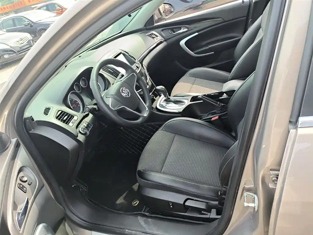 Buick Regal 2015 1.6T Leading Tech Edition фото 15
