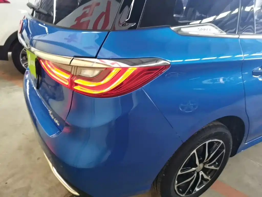 BYD Song MAX 2017 2017 1.5T Auto Smart Elite 7-Seater