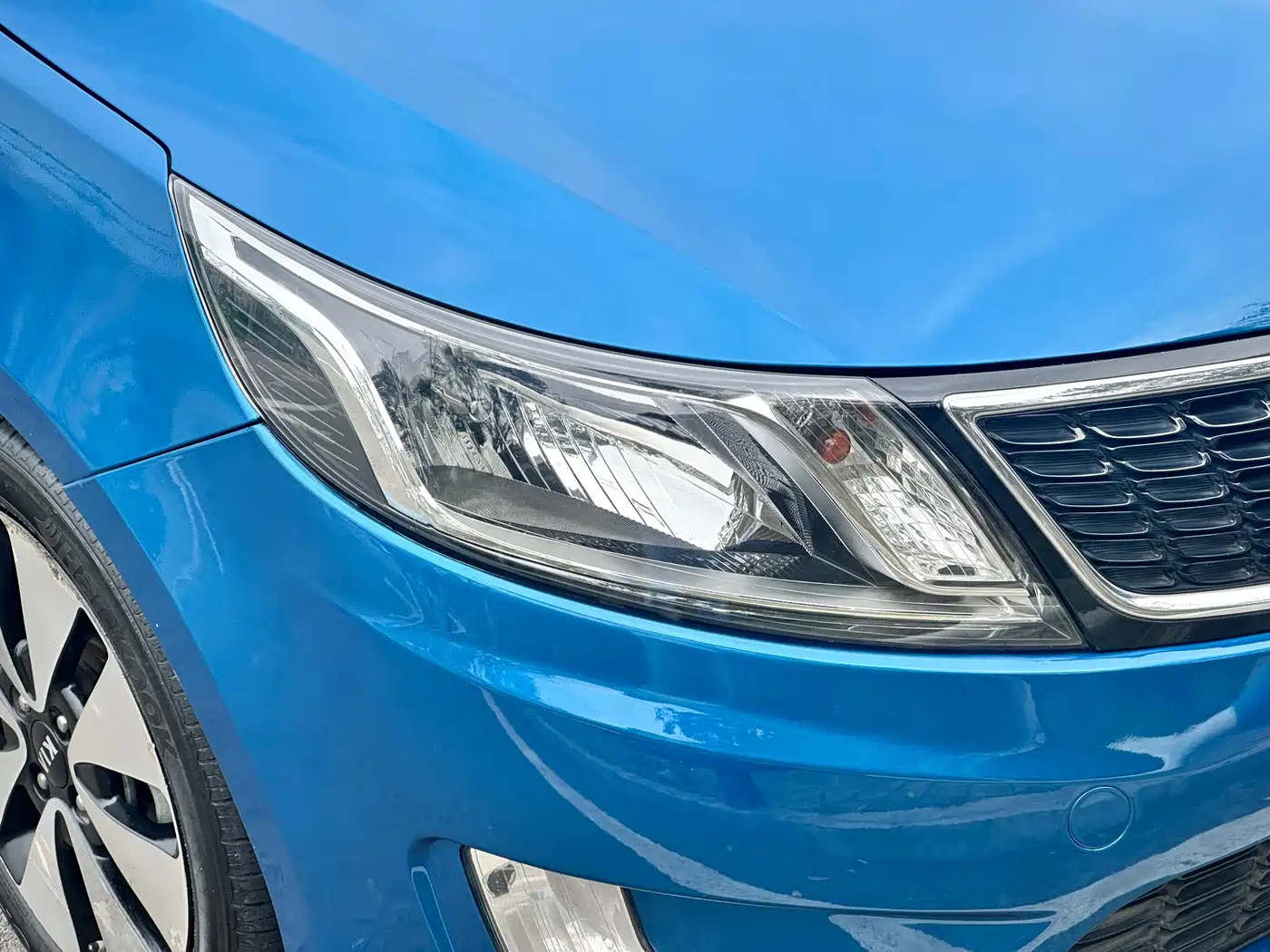 Kia K2 2012 2012 Sedan 1.6L AT Premium Commemorative Edition