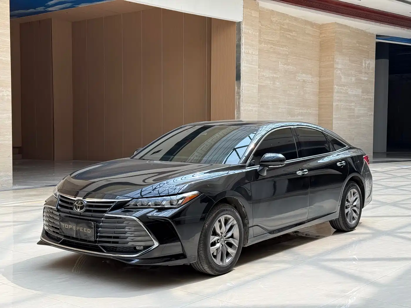 Toyota Avalon 2019 2.0L Luxury Edition (China VI)