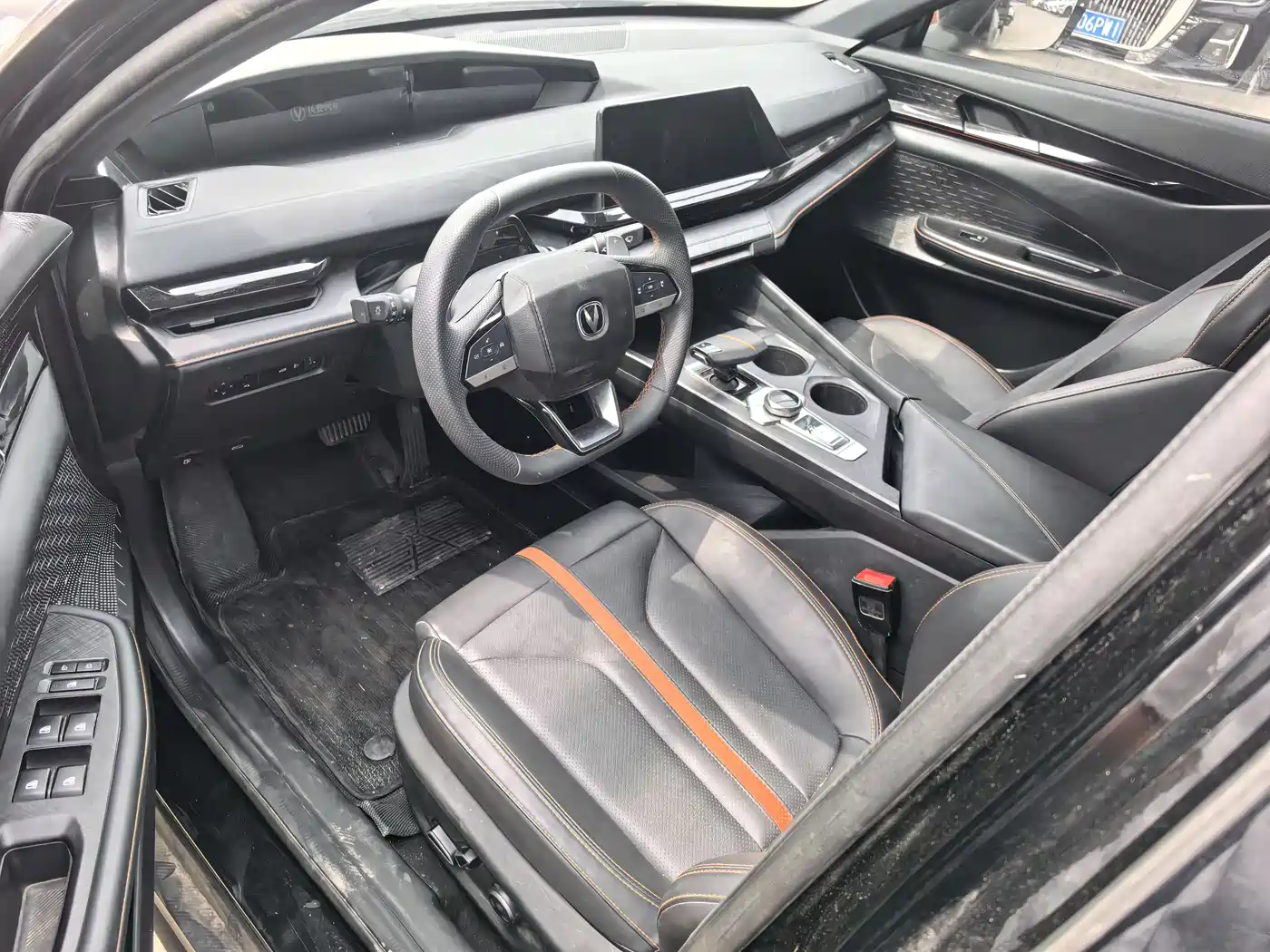 CHANGAN UNI-V