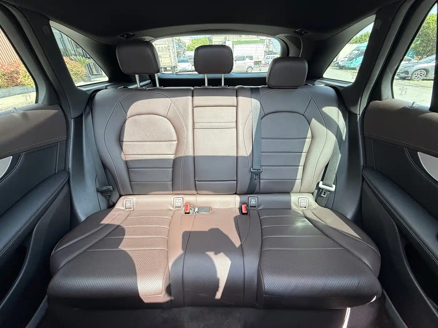 Mercedes-Benz GLC 2020 Facelift GLC 260 L 4MATIC Dynamic фото 18