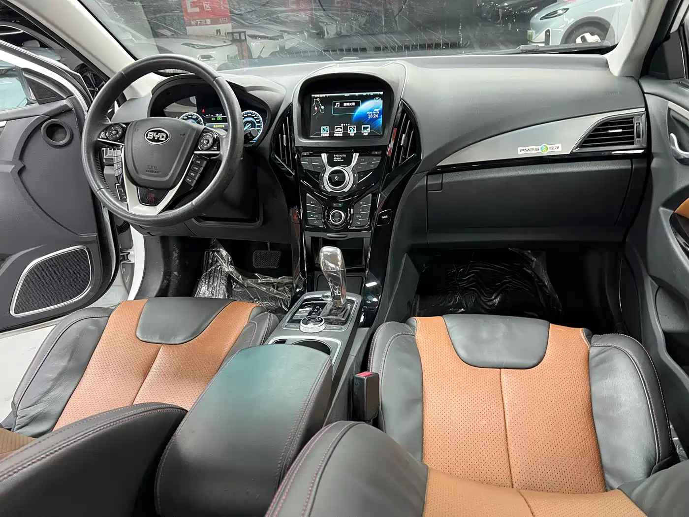 BYD Qin New Energy 2016 2016 Qin EV300 Flagship