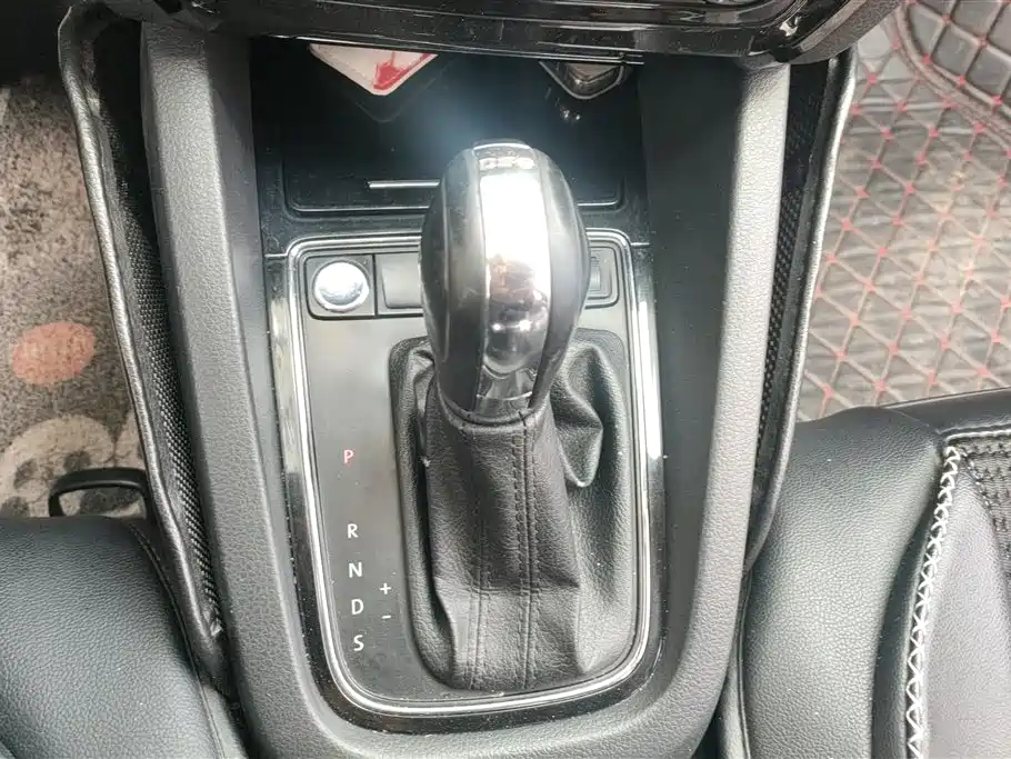 Volkswagen Sagitar 2018 280TSI DSG Comfort фото 16