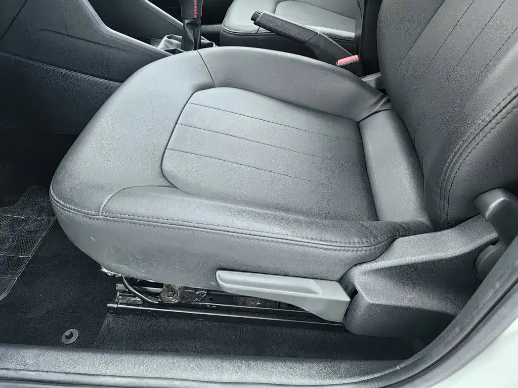 Volkswagen Jetta 2019 2019 Dream Edition 1.4L Manual Fashion