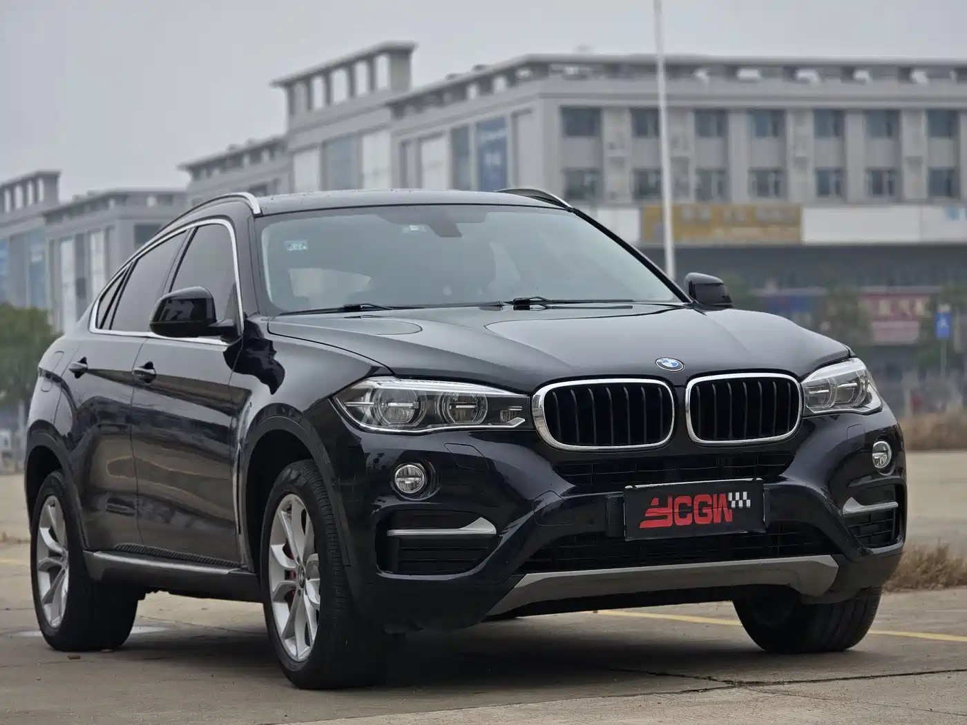 Photo 3 - BMW X6