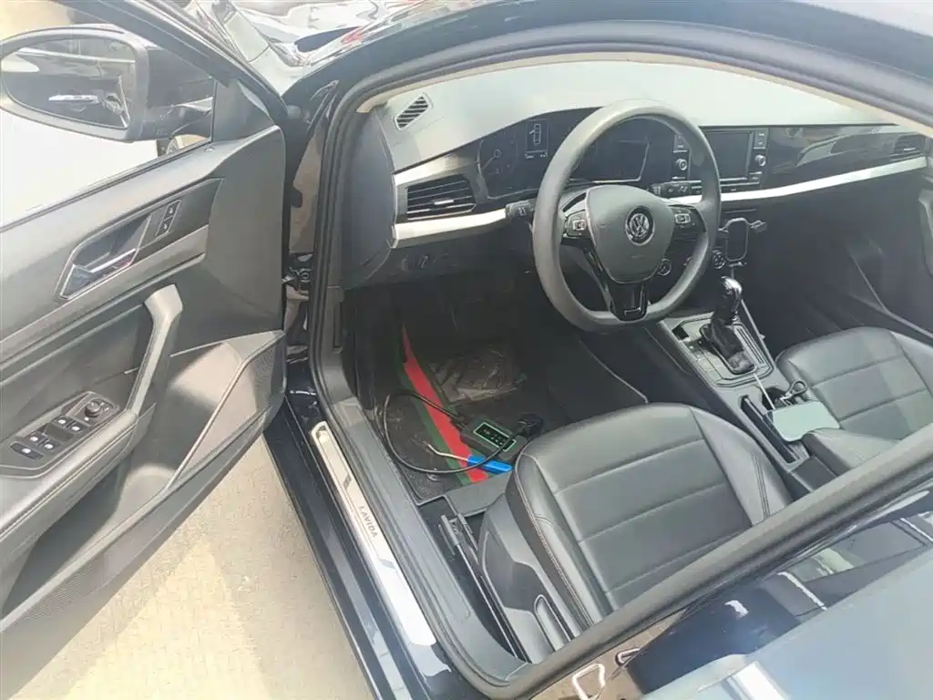 Volkswagen Lavida 2019 1.5L Automatic Comfort Edition China VI фото 16