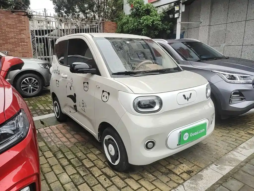 Wuling Motors Hongguang MINIEV 2026 2024 3rd Generation 215km Youth Edition