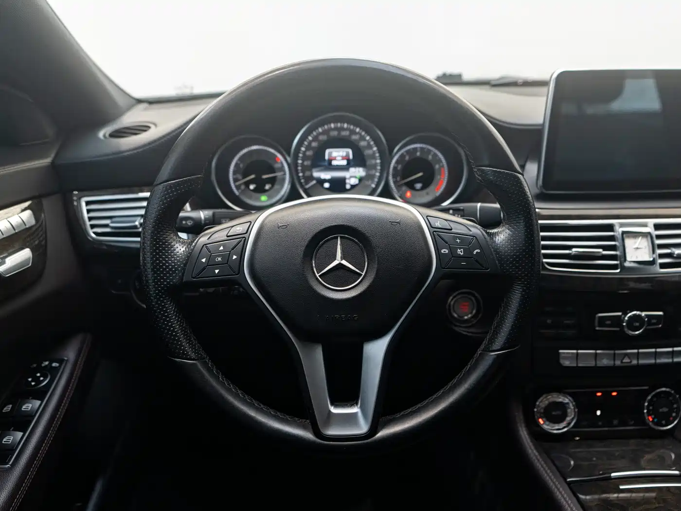 Mercedes-Benz CLS 2012 CLS 300 CGI фото 15
