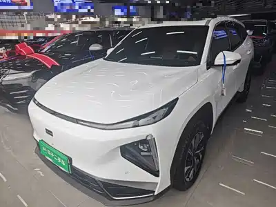 Geely Galaxy L7