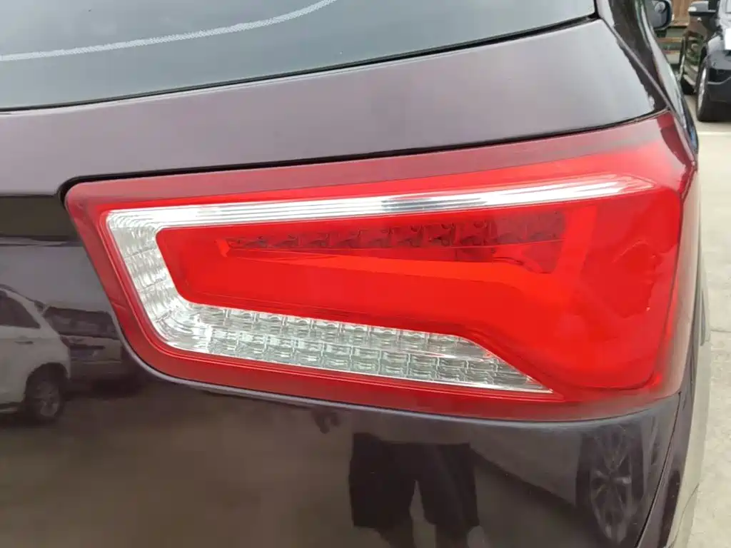 Baojun 560 2016 2015 1.8L Manual Luxury