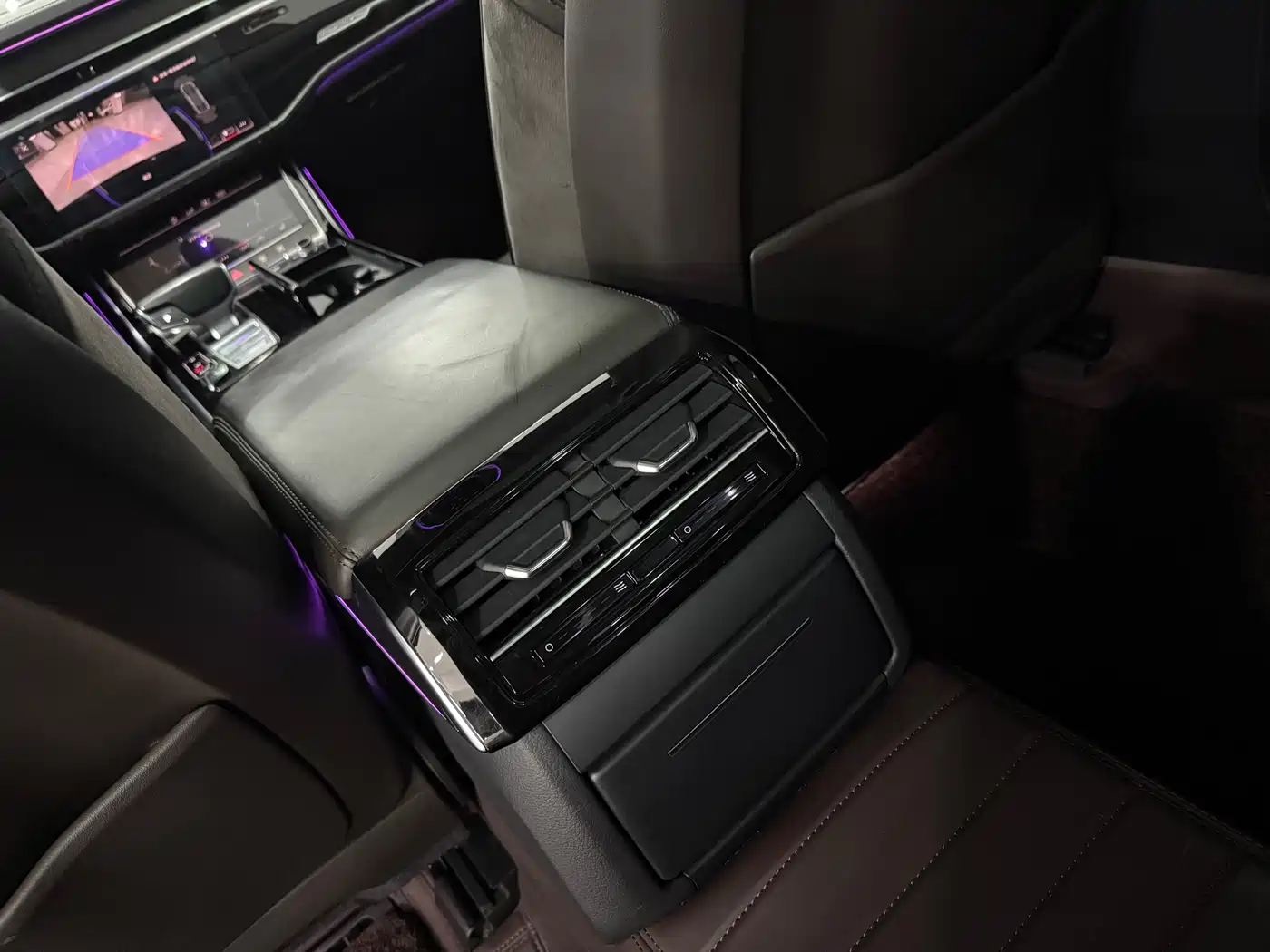 Audi A8 2019 Plus A8L 50 TFSI quattro Comfort фото 8