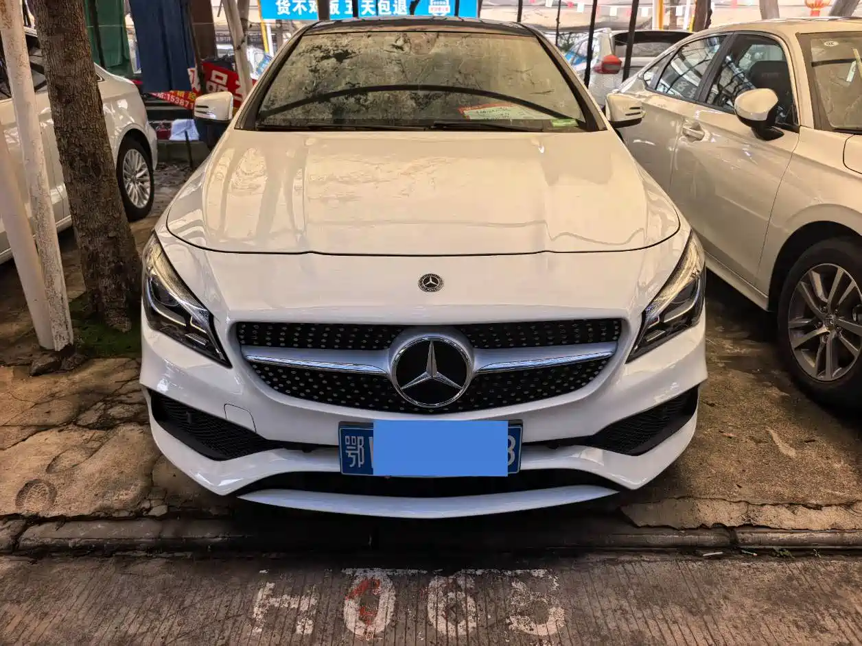 Mercedes-Benz CLA (Import) 2018 CLA 200 Fashion Edition фото 2